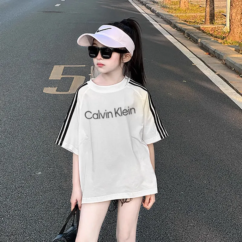 【100-150cm】毎日着たくなる 爆売れ中 アルファベット 快適 女の子 半袖 Ｔシャツ